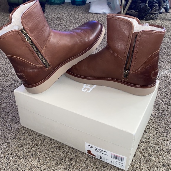 UGG Leather Boots - Picture 3 of 12